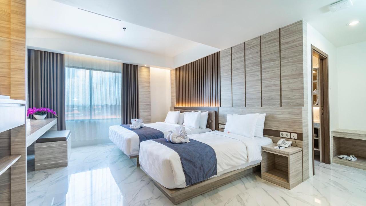 City Of Aventus Hotel - Denpasar Luaran gambar