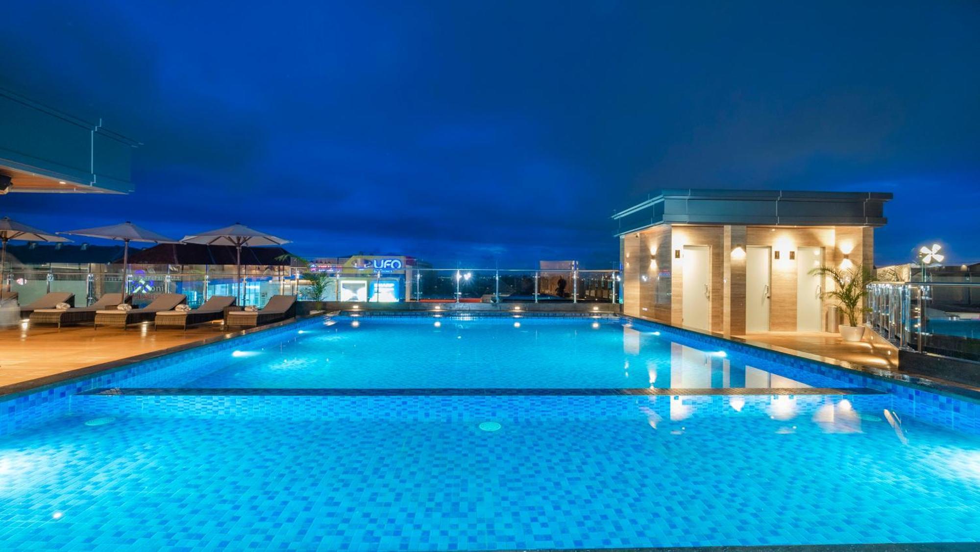 City Of Aventus Hotel - Denpasar Luaran gambar