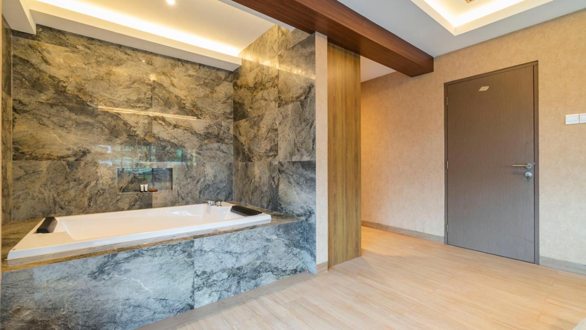 City Of Aventus Hotel - Denpasar Luaran gambar