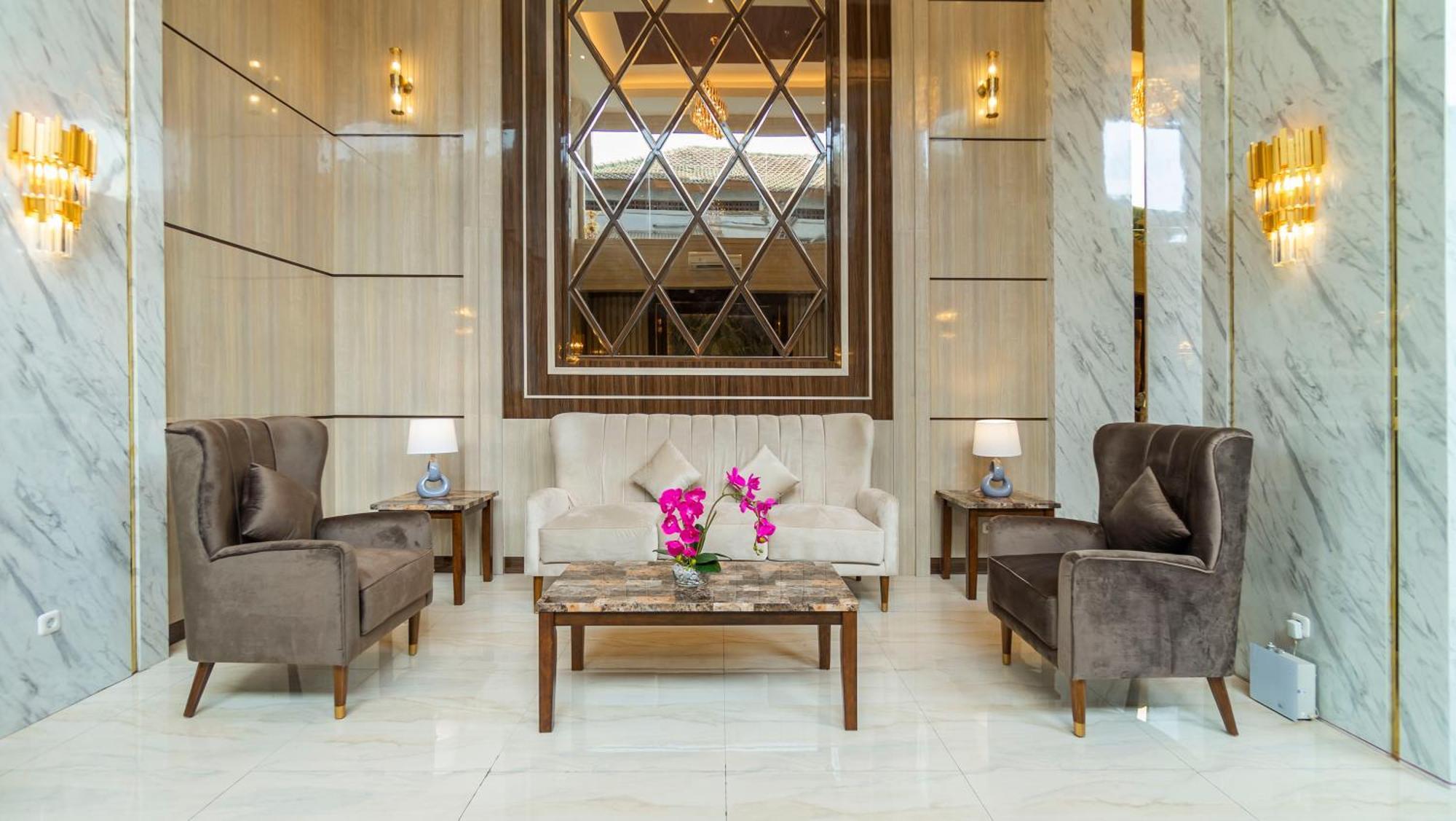 City Of Aventus Hotel - Denpasar Luaran gambar