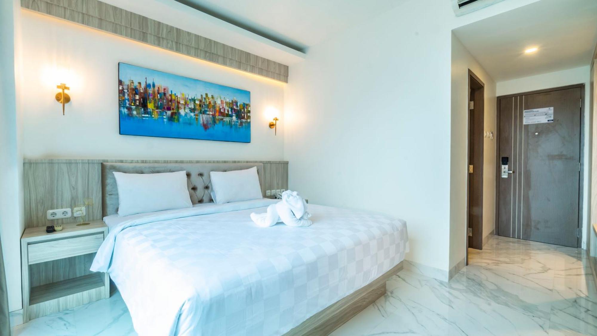 City Of Aventus Hotel - Denpasar Bilik gambar