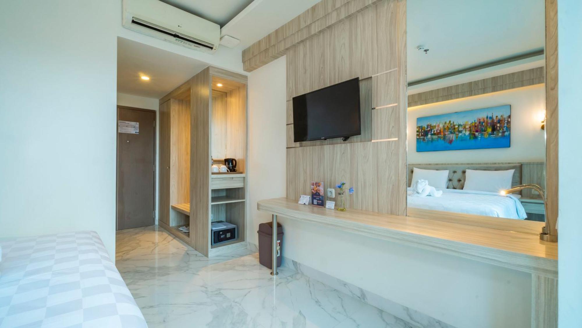 City Of Aventus Hotel - Denpasar Bilik gambar