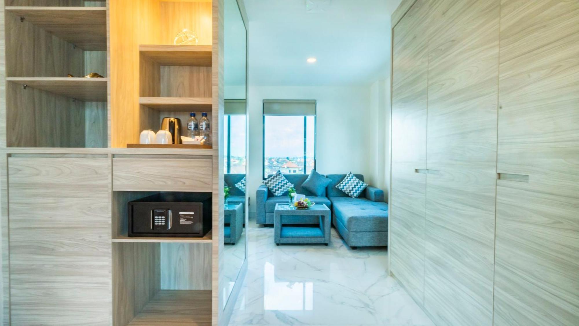 City Of Aventus Hotel - Denpasar Luaran gambar